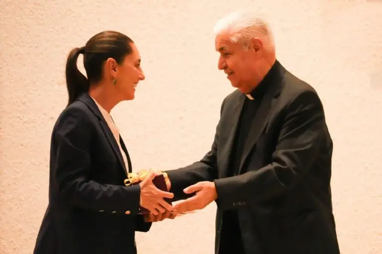 Sheinbaum se reúne con el Episcopado; pide a iglesias colaborar en atención a las juventudes - Cortesía