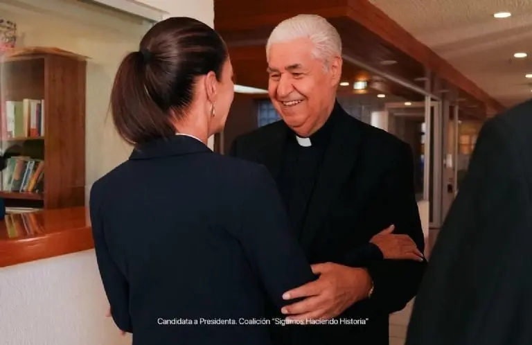 La candidata se reunió con los episcopados y al salir dio algunas declaraciones sobre el tema de Panama Papers Créditos: IG