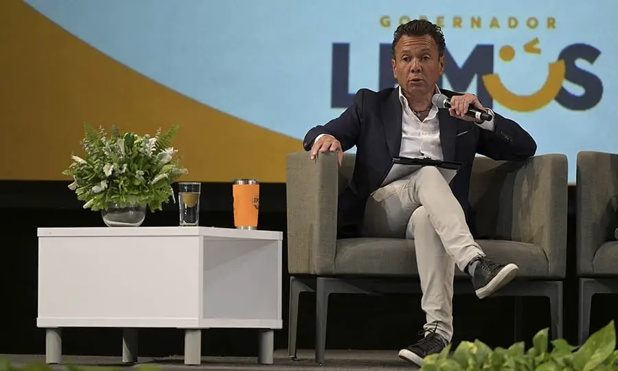 Pablo Lemus, es egresado de la Licenciatura en Administraci&oacute;n de Empresas de esta universidad. 
