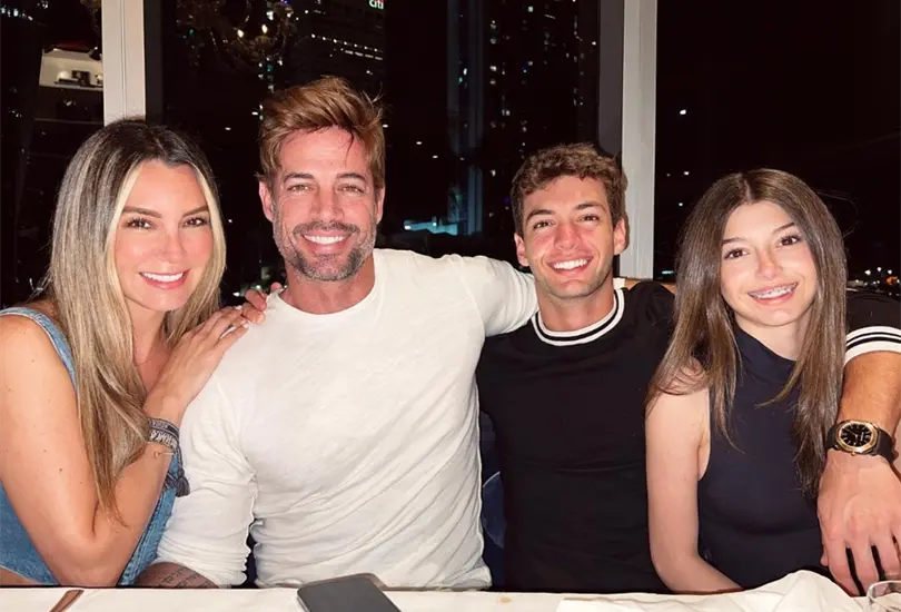 William Levy y sus hijos William Levy y sus hijos