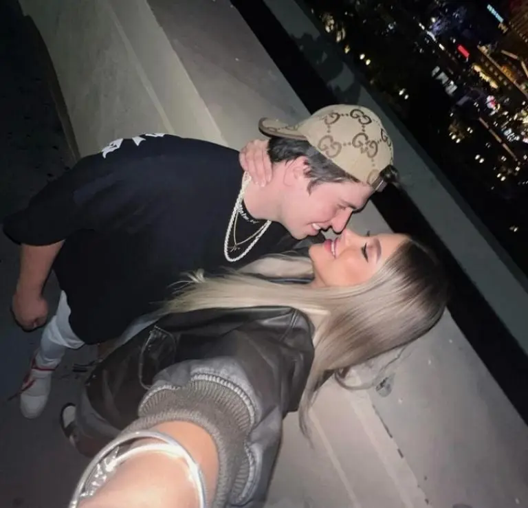 Novia de 'Fofo' Márquez ofrece disculpas a víctima de agresión Créditos: Especial