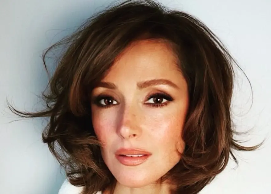 Ahora tiene 44 años y está casada con el actor Bobby Cannavale. Ha trabajado en películas como 'Un plan irresistible' y 'Insidious: La puerta roja'.