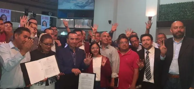 Aleida Alavez firma acuerdo con líderes transportistas por la movilidad en Iztapalapa - Rufino H Leon Tovar