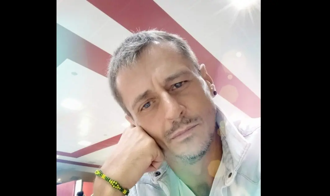 También se alejó de la música, pero se sabe que se dedica a la hostelería y tiene un restaurante en Cuba. También se alejó de la música, pero se sabe que se dedica a la hostelería y tiene un restaurante en Cuba.