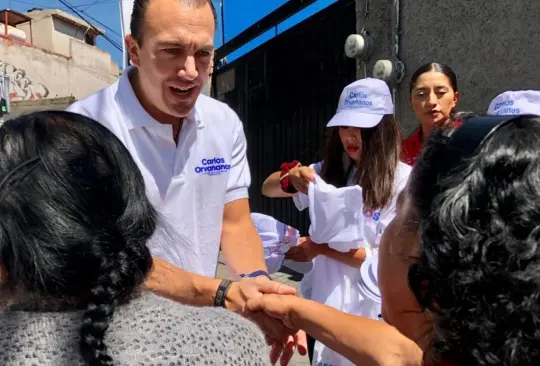 Carlos Orvañanos promete apoyo para el empoderamiento de las mujeres de Cuajimalpa.