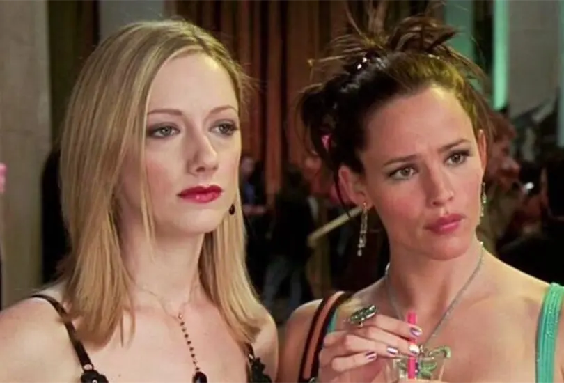 Si tuviera 30 fue una popular pel&iacute;cula de comedia rom&aacute;ntica que se estren&oacute; en 2004. La historia gira en torno a una adolescente llamada Jenna Rink, quien lo &uacute;nico que quiere es ser popular y en su cumplea&ntilde;os 13 pide de deseo tener 30 a&ntilde;os, ser coqueta y pr&oacute;spera. Su sue&ntilde;o se hace realidad y al otro d&iacute;a se despierta con 30 a&ntilde;os y la vida que so&ntilde;aba, pero con la mentalidad de una chica de 13 a&ntilde;os.