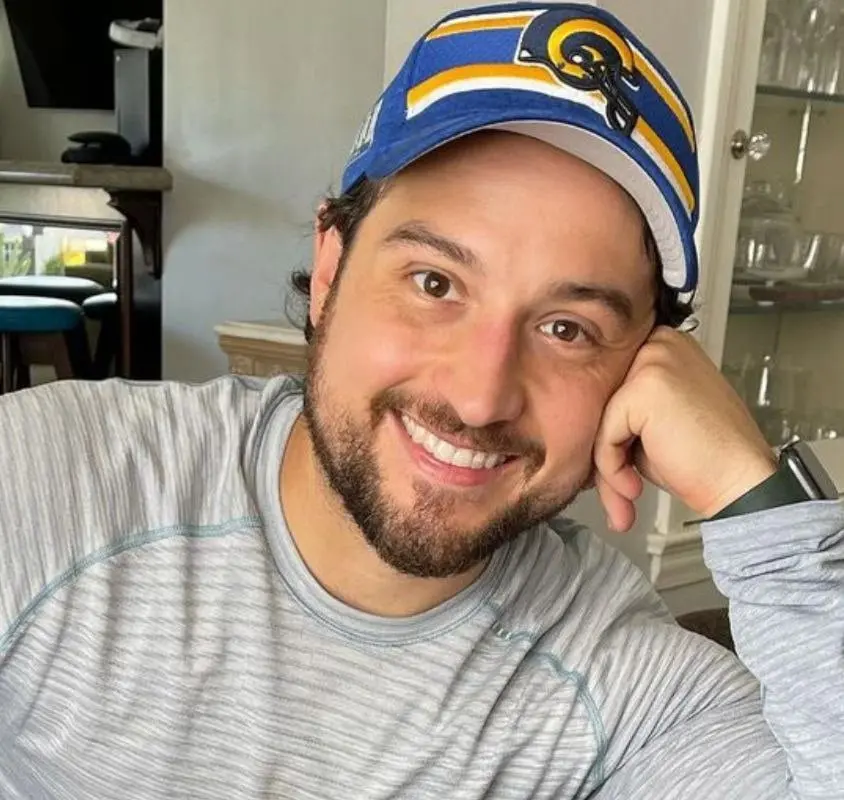 Ahora tiene 35 años de edad, ha aparecido en series como 'Schooled' y 'Bones'.