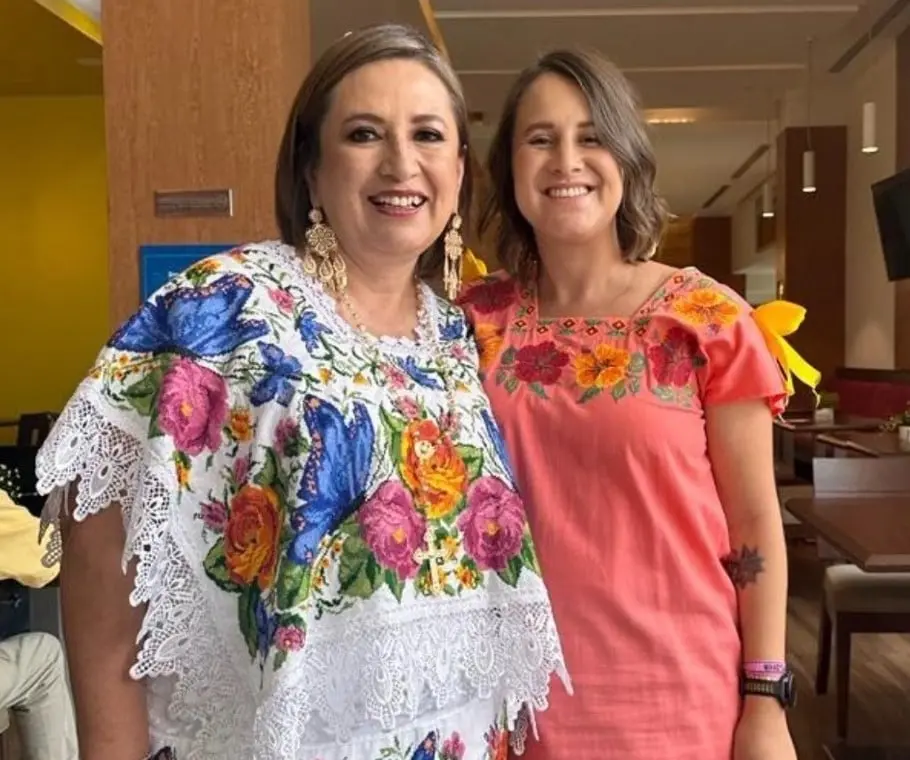 Diana Vega suele acompa&ntilde;ar a su mam&aacute; en sus giras por el pa&iacute;s y ella personalmente acude a las casas para tratar de convencer a los votantes.