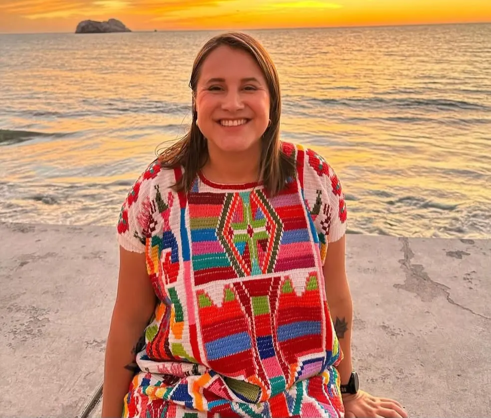 Tambi&eacute;n ha trabajado como directora de la empresa High Tech Services, la empresa de X&oacute;chitl G&aacute;lvez.