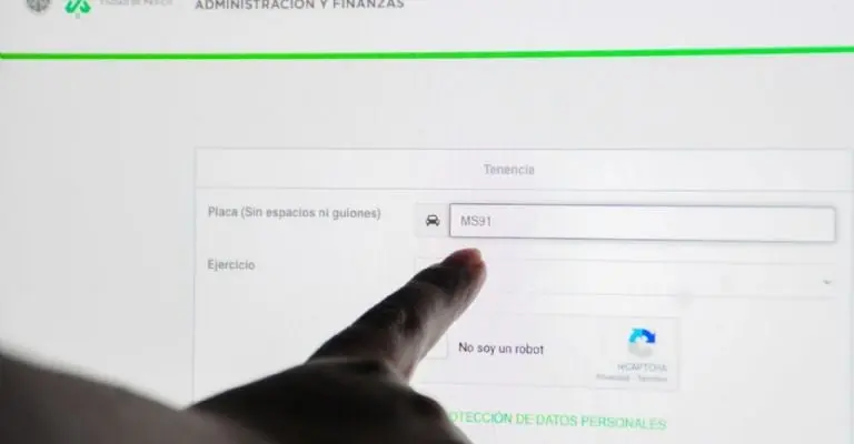 A través del sitio web puedes registrar tus datos para sacar la tenencia Foto: Daniel Augusto Cuartoscuro.