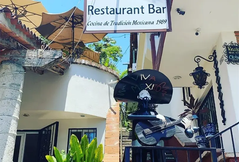 Extranjeros se quejan de Restaurante en Puerto Vallarta Extranjeros se quejan de Restaurante en Puerto Vallarta