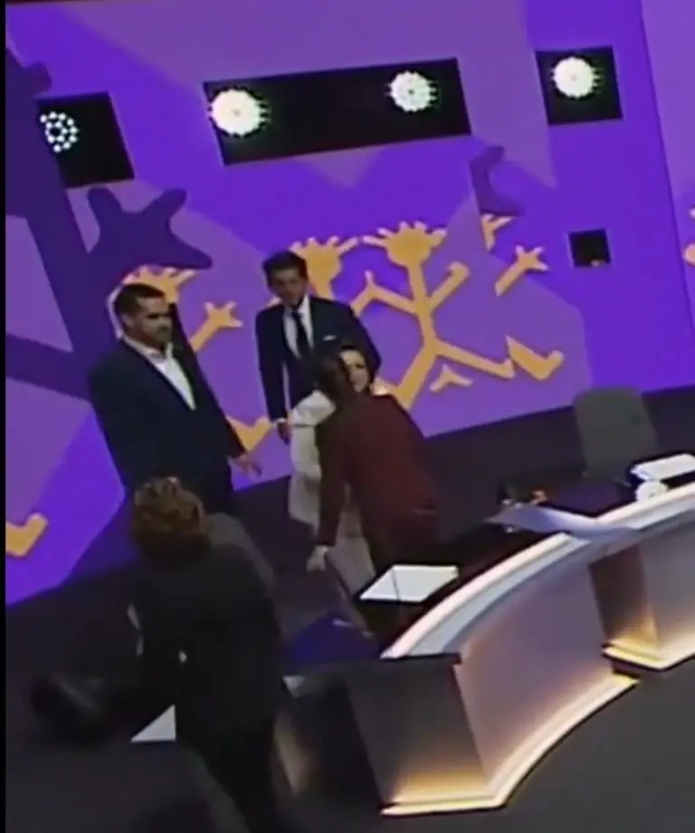 Tras ataques, Sheinbaum y Gálvez cierran debate con inesperado beso de despedida - Especial