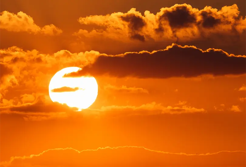 En las pr&oacute;ximas semanas, M&eacute;xico entrar&aacute; en la temporada de la Can&iacute;cula, un periodo marcado por un intenso calor que se prolonga por m&aacute;s de un mes.