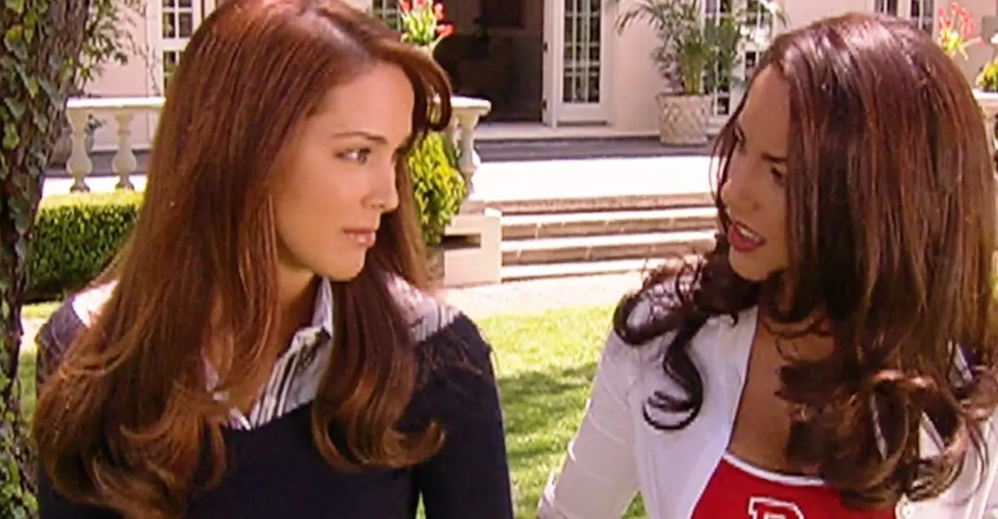 Jacqueline Bracamontes interpretó a Maribel de la Fuente.