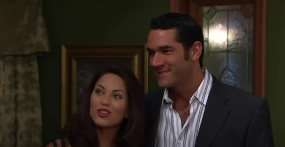 Eduardo Santamarina interpretó a Alejandro Cárdenas. 