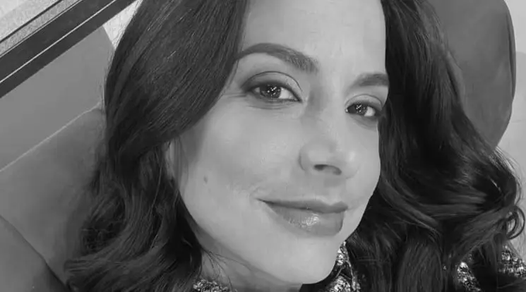 Ver&oacute;nica Toussaint es despedida en el Pante&oacute;n Franc&eacute;s de la CDMX 