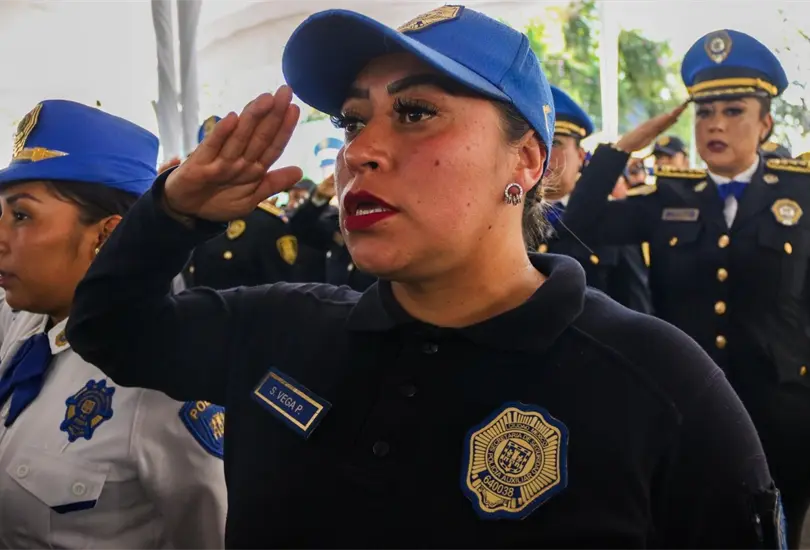 Mart&iacute; Batres recientemente entreg&oacute; reconocimientos a las polic&iacute;as que desempe&ntilde;an su labor
