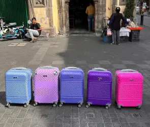 ¿Dónde está la bodega secreta de maletas en la CDMX que causa sensación?