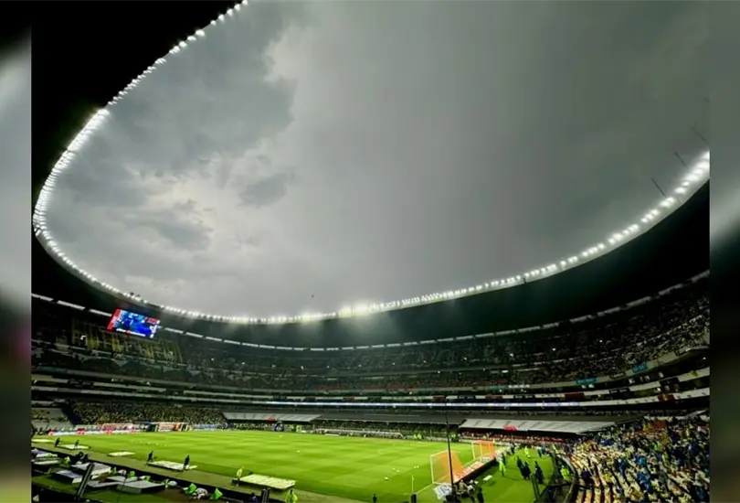 Diluvio en el Estadio Azteca: las impactantes im&aacute;genes de la tromba que provoc&oacute; la suspensi&oacute;n de la final Am&eacute;rica vs. Cruz Azul
