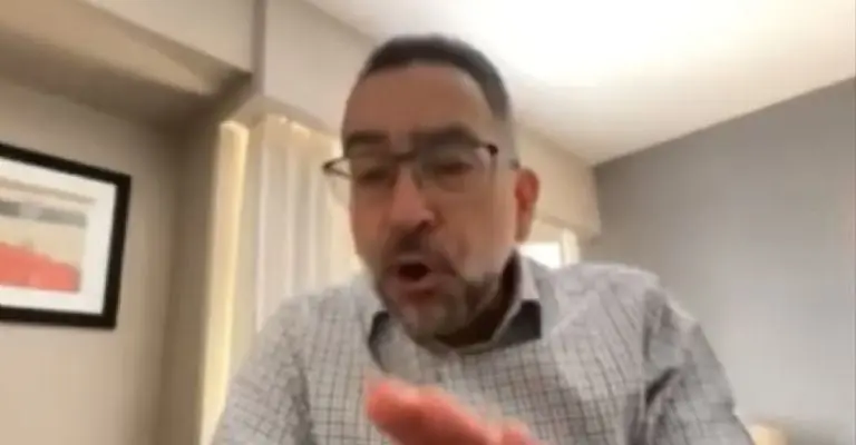 Lozano criticó que las sanciones del INE, como las tarjetas amarillas, no tienen ningún impacto real sobre el presidente. Foto: Especial