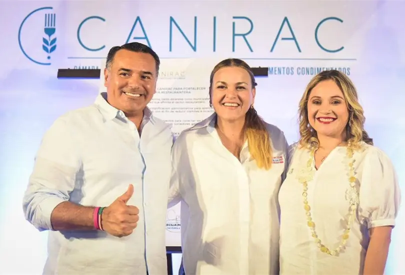 El candidato agradeci&oacute; la invitaci&oacute;n de la Canirac Yucat&aacute;n en el di&aacute;logo con Cecilia Patr&oacute;n