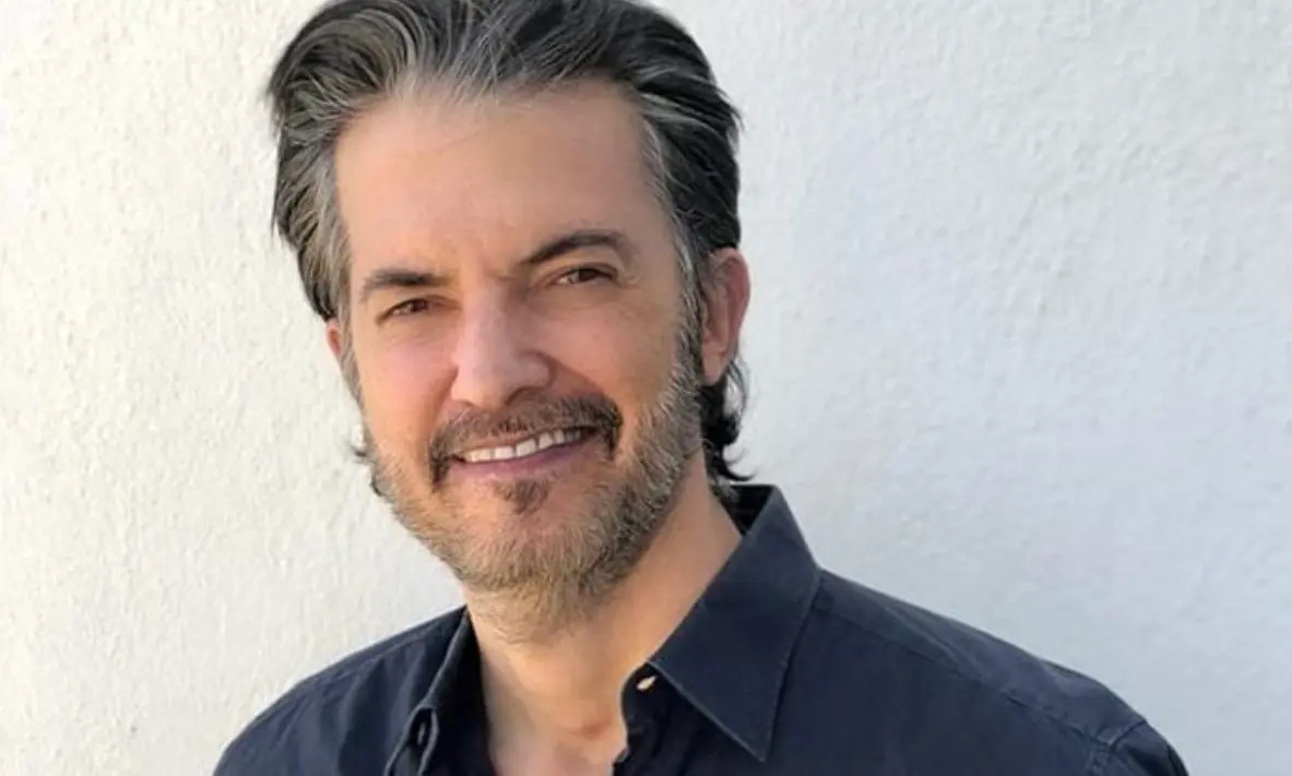 Estuvieron casados de 2011 a 2015. Su separaci&oacute;n tambi&eacute;n fue pol&eacute;mica pues se dio cuando Fernando del Solar luchaba contra el c&aacute;ncer. Ingrid Coronado afirma que &eacute;l siempre la culp&oacute; de su enfermedad y fue quien la dej&oacute;.