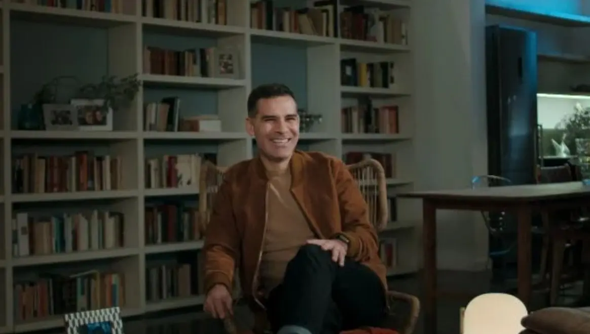 Rafa M&aacute;rquez: El Capit&aacute;n (06 de junio) Rafael M&aacute;rquez es y ha sido para varias generaciones, sin&oacute;nimo de excelencia y gloria en el f&uacute;tbol mexicano. Ahora, junto con sus familiares y compa&ntilde;eros de batalla dentro y fuera de la cancha, El Capit&aacute;n cuenta su vida y secretos como nunca antes. 