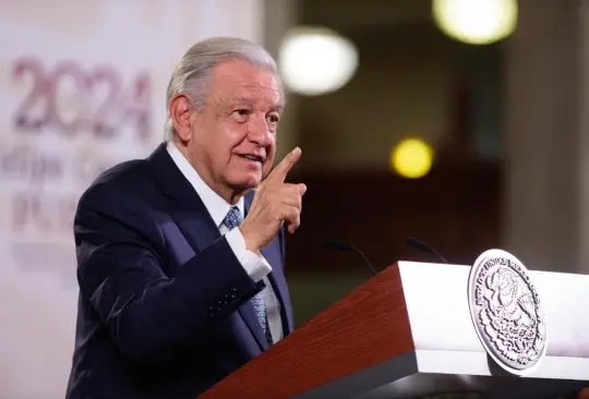 El presidente AMLO cuestionó la utilidad que reporta Oxxo en la venta de gasolina.