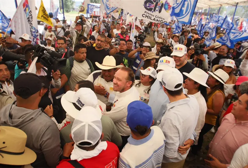 Taboada promete seguridad y apoyo al campo durante visita a Tl&aacute;huac