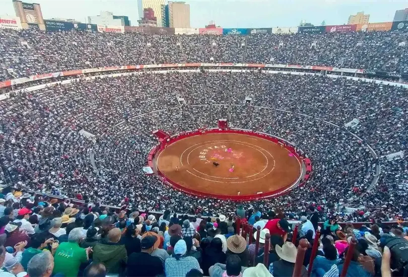 Una vez más suspenden corridas de toros en la Plaza México Una vez más suspenden corridas de toros en la Plaza México