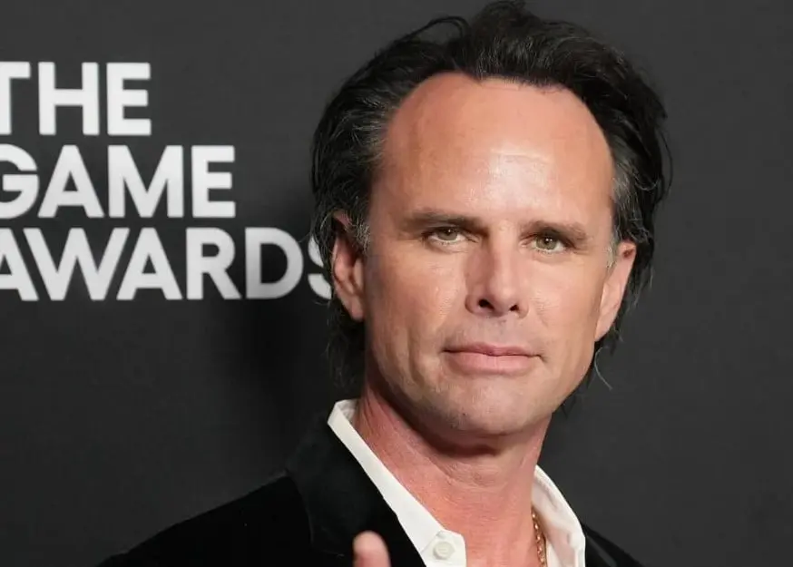 Ahora tiene 52 a&ntilde;os y est&aacute; casado con Nadia Conners. Ha trabajado en pel&iacute;culas como 'Maze Runner' y 'Ant-Man'.