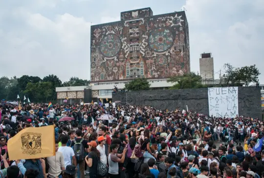 En septiembre de 2018 miles de estudiantes marcharon en Ciudad Universitaria para exigir la erradicación de estos grupos de choque