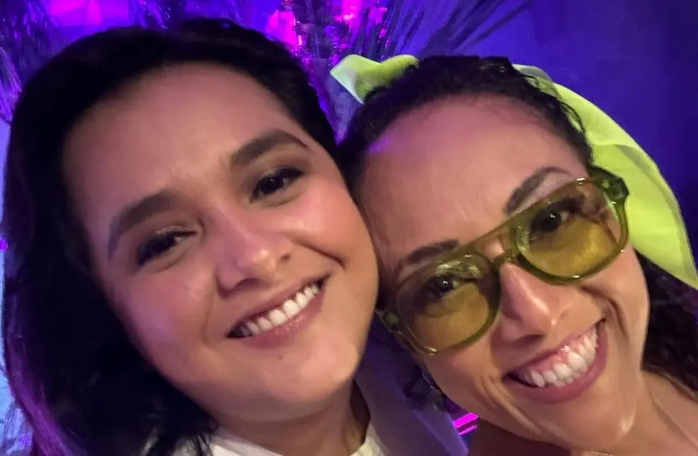 Constantemente, la comediante comparte fotos al lado de su novia y le demuestra lo mucho que la ama.