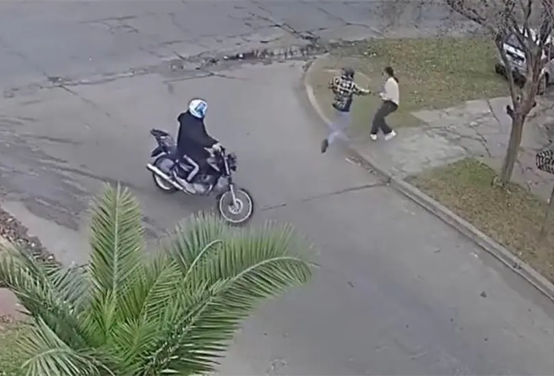 La mujer reaccion&oacute; de manera instant&aacute;nea 
