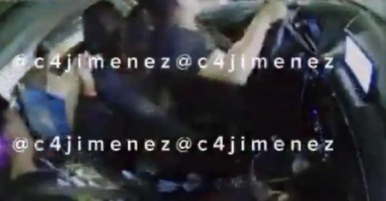 Las personas no se percataron cuando el sujeto se acercaba al carroFoto: X @c4jimenez