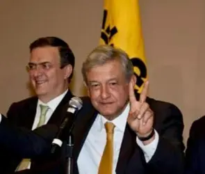 La historia del PRD, del nacimiento glorioso hasta la ca&iacute;da libre