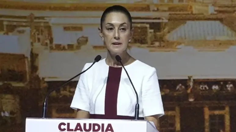 Claudia Sheinbaum se re&uacute;ne con diputados y senadores electos 