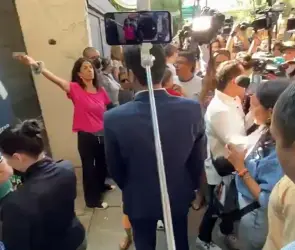 "Qué horror, tú no vives aquí": Vecinos de la Cuauhtémoc atacan a Máynez al acudir a votar