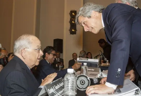 Claudio X González se quedó esperando una entrevista con Sheinbaum. 