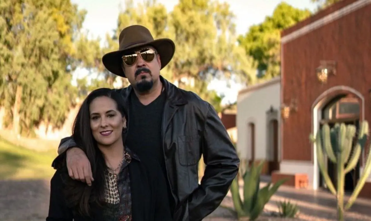 Seg&uacute;n ha declarado Marcela Rubiales, una de las hijas del fallecido Antonio Aguilar, sus medios hermanos Antonio Aguilar Jr. y Pepe Aguilar son los due&ntilde;os del rancho 'El Soyate'.