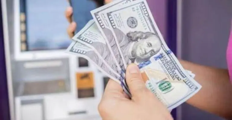 El dólar es la segunda moneda más importante en el paísFoto: Especial
