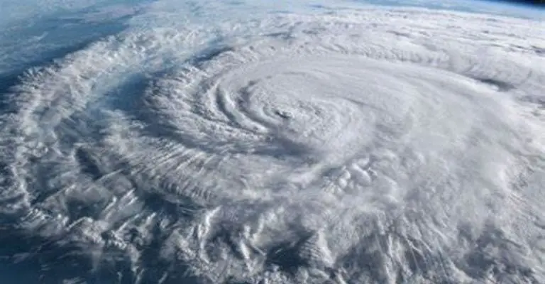 Los huracanes son fenómenos naturales de suma precauciónFoto: Especial