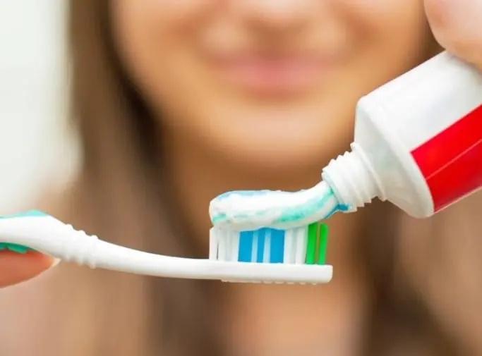 ¿Usas esa pasta dental de Colgate? Especial.