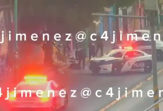 Delincuentes intentan huir de policías y se estrellan brutalmente en CDMX