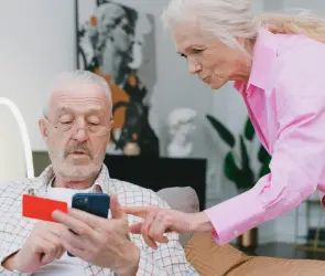 Alerta Condusef sobre nueva estafa en cajeros automáticos dirigida a adultos mayores