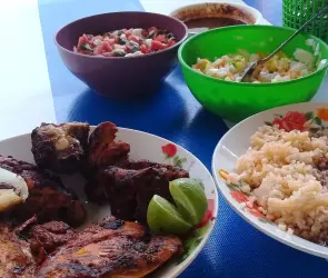 Estos son los empleos donde los patrones deben dar comida gratis a sus trabajadores