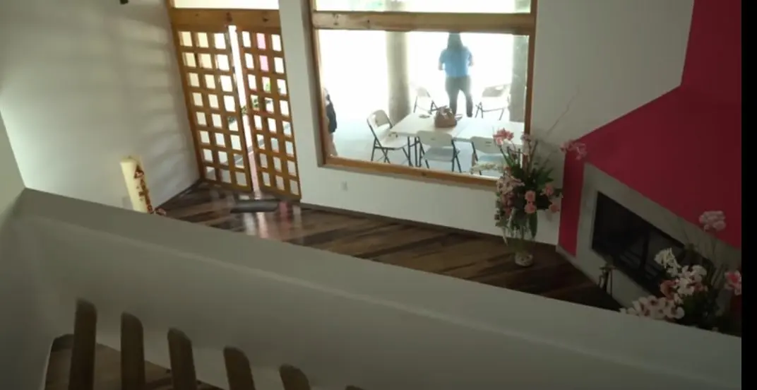 La casa de Michelle Rodr&iacute;guez es muy espaciosa y tiene amplios ventanales.