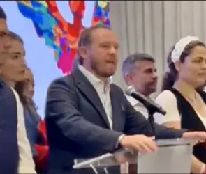 Santiago Taboada reconoce su derrota ante Clara Brugada: "No nos alcanzó"