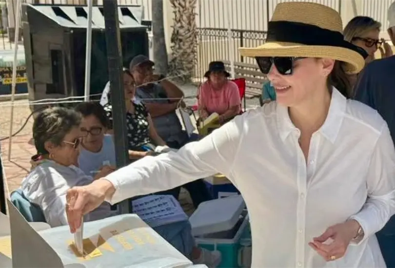 Lilly T&eacute;llez anuncia que va de "pluri" tras estrepitosa derrota