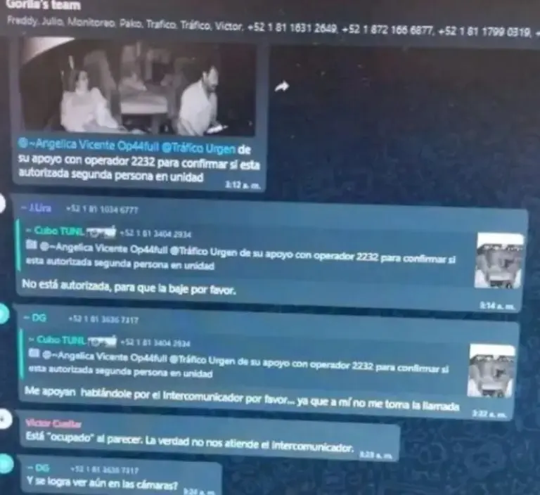 El equipo de monitoreo le advirtió al chófer que no podía llevar pasajeros Créditos: Captura de pantalla